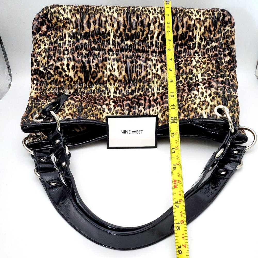 Nine West Wide Leopard / Cheetah Print Patent Faux Leather Purse Black Bottom - Picture 10 of 12